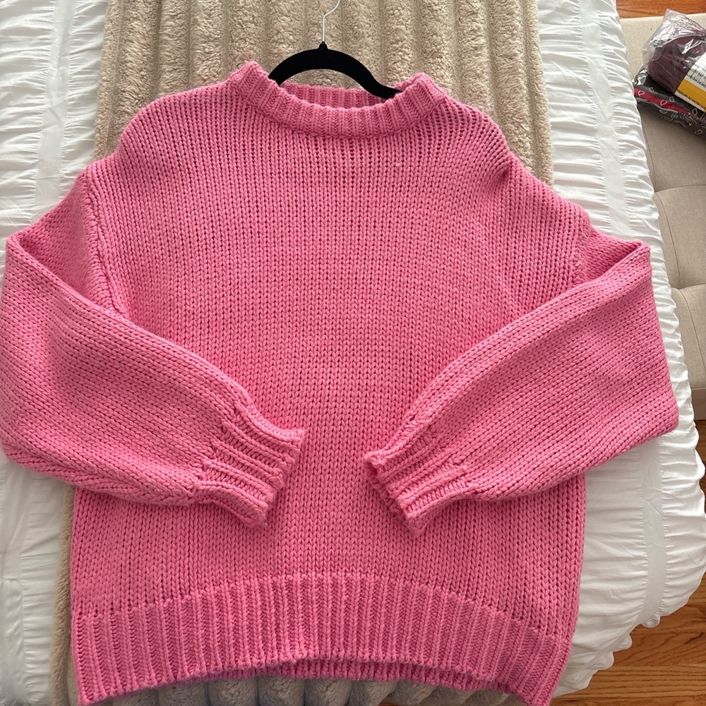 Edikted Vibrant Pink Crew Neck Sweater